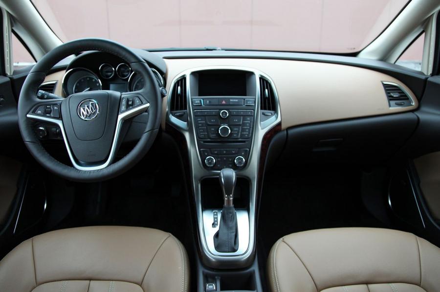  Buick Verano 2012 года  (фото 23 из 122)